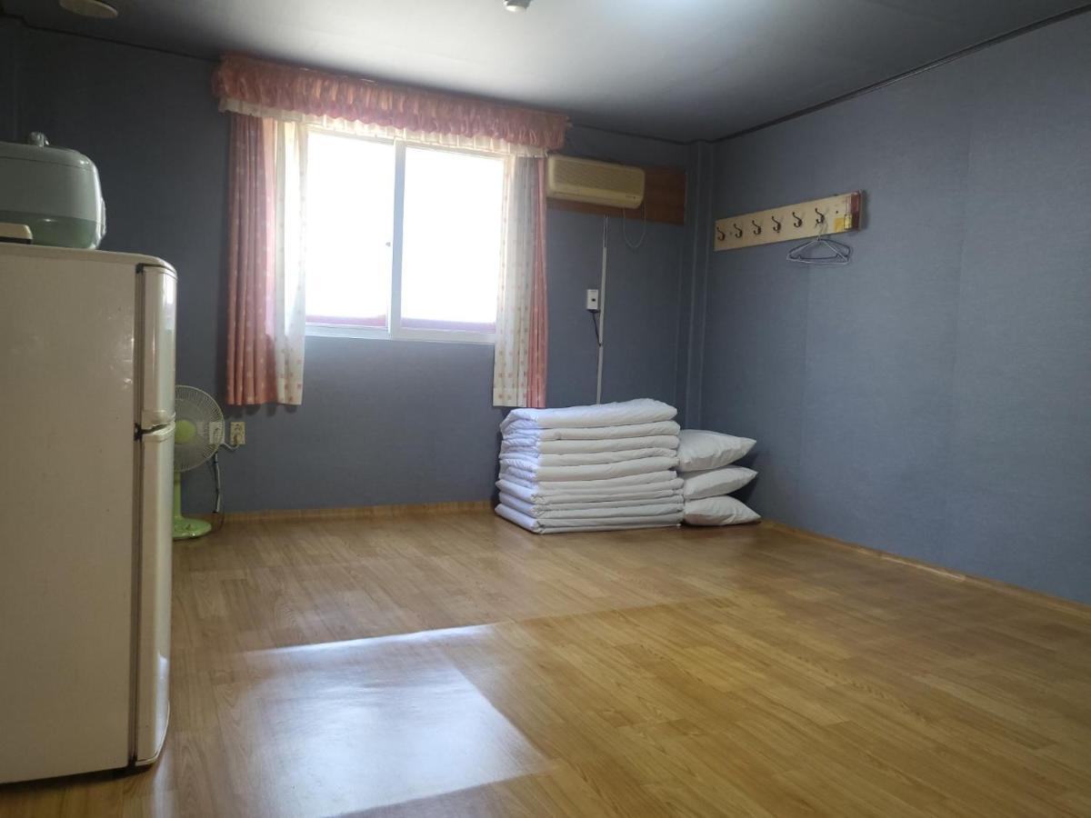 Songwol Park Motel Sokcho Exterior photo