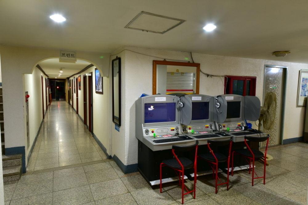 Songwol Park Motel Sokcho Exterior photo